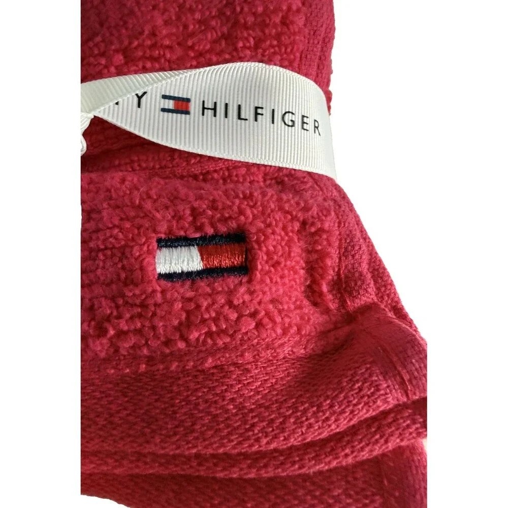 Tommy Hilfiger Logo Hot Pink 100% Cotton 4 Piece Washcloths Facecloths 13X13